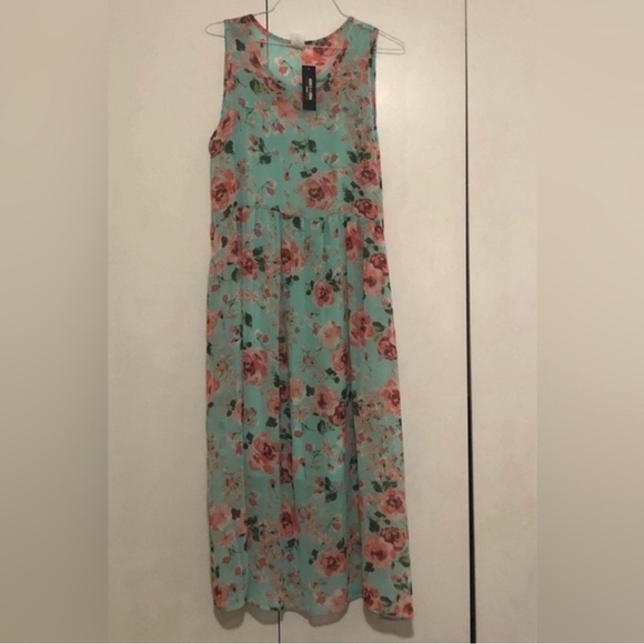 NWT Agnes & Dora - Floral Godiva Dress - Size XL - Picture 2 of 5